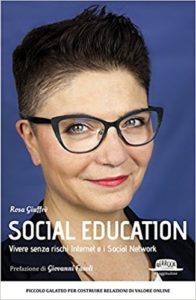 Social Education di Rosa Giuffrè